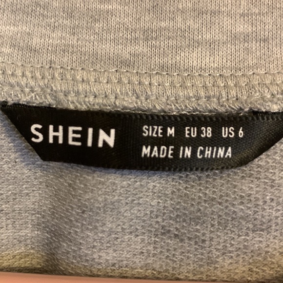 Shein. Gray, long sleeve crop top with sunflower embroidery - Picture 3 of 3